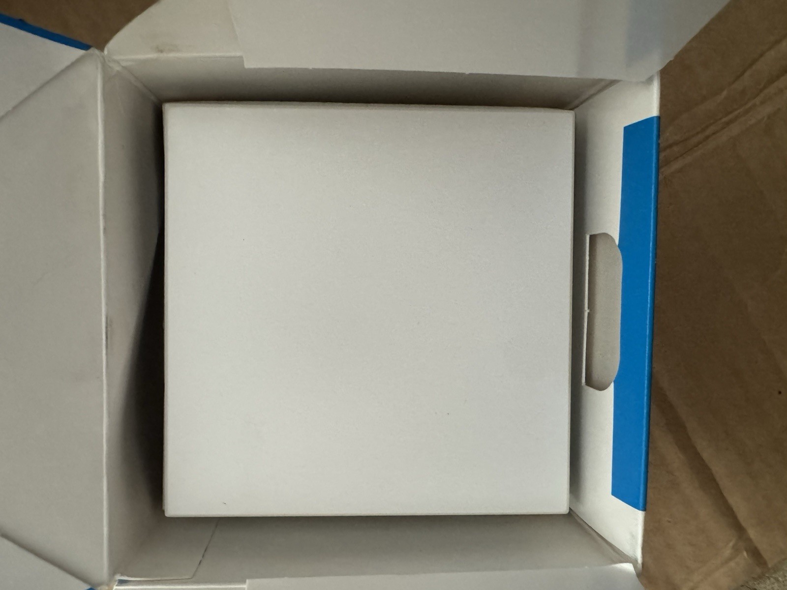 Lutron Grafik Eye NGRX-PB-WH Power Booster Dimmer Module 120V 16A gallery
