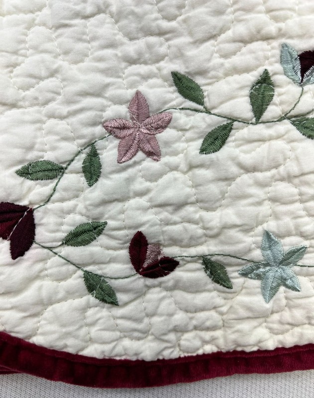 Traditional Embroidered Multicolor Floral Cotton Quilt White Red Trim Bedding gallery