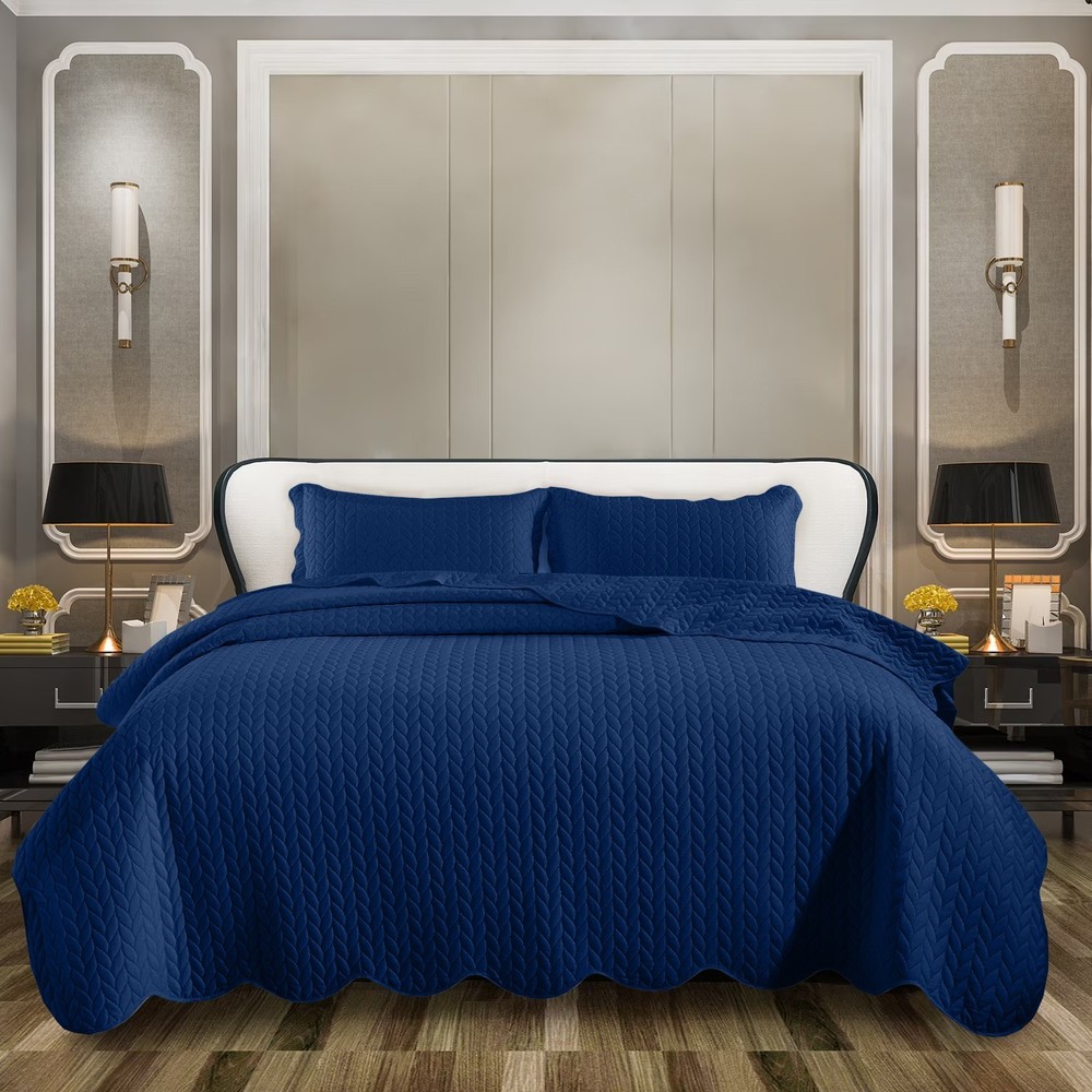 Soft Embossed Quilt Bedspread Reversible Lightweight Summer Quilted Bedding Sets