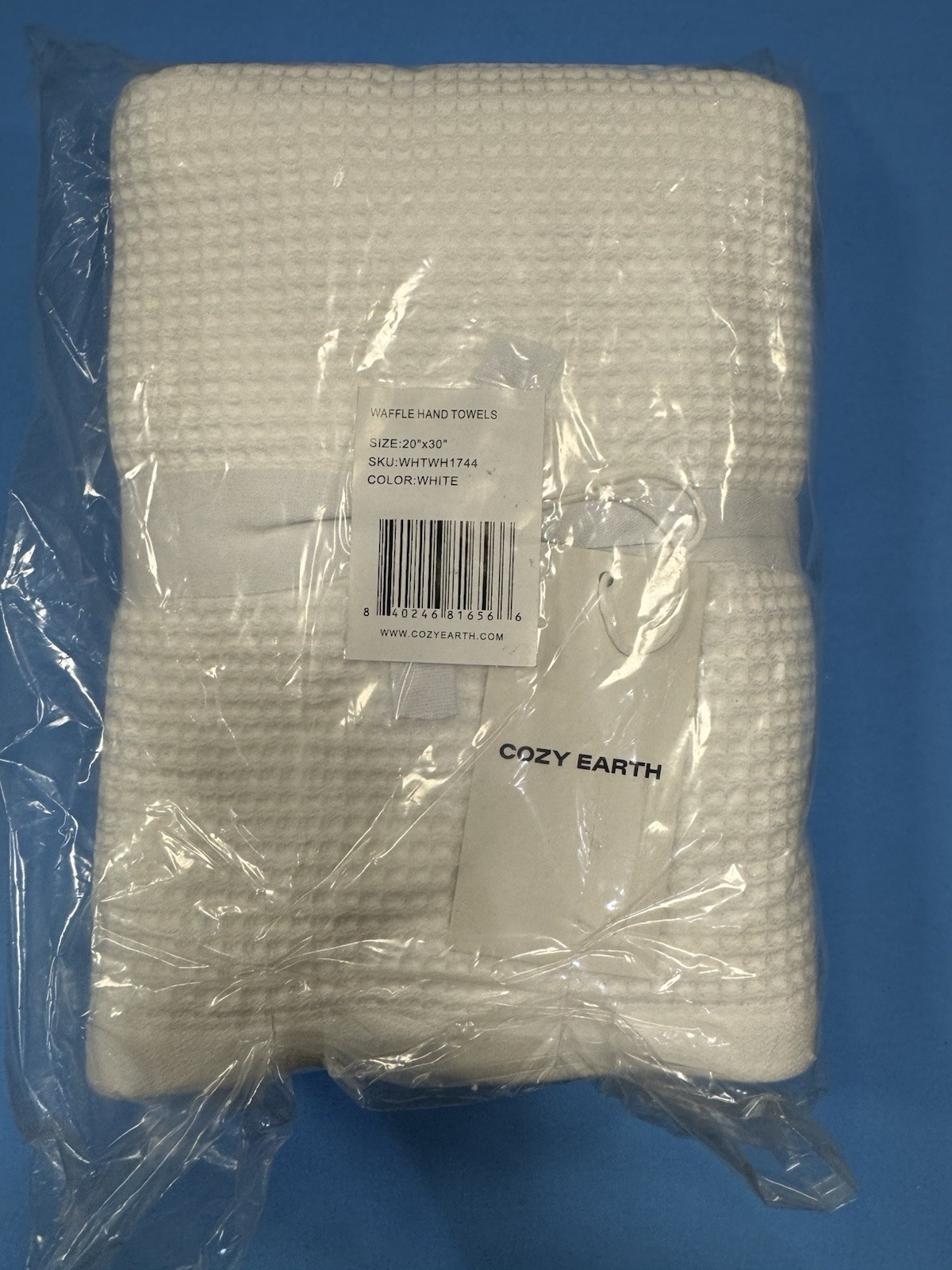 Cozy Earth 2 Ribbed Hand Towels 20” X 30” White NWT gallery