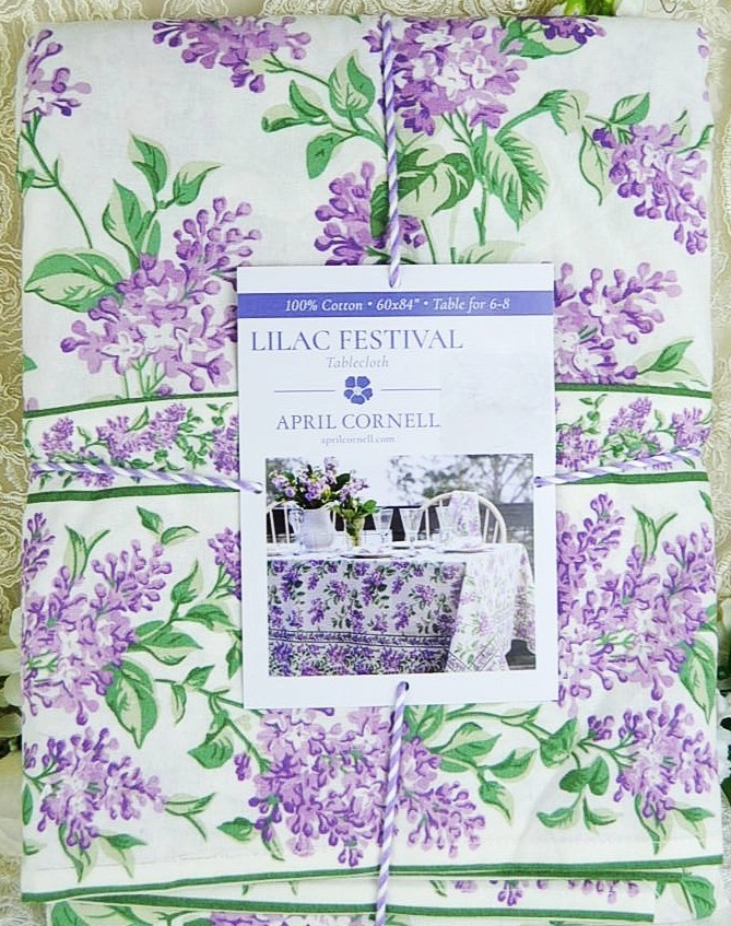 BEAUTIFUL NEW! April Cornell Tablecloth 60 X 84 "LILAC FESTIVAL" 6-8 gallery