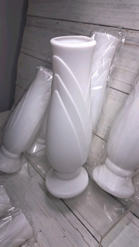10 Pack Composite Plastic Flower Vases Bulk White Small Boho Floral Vases for... gallery