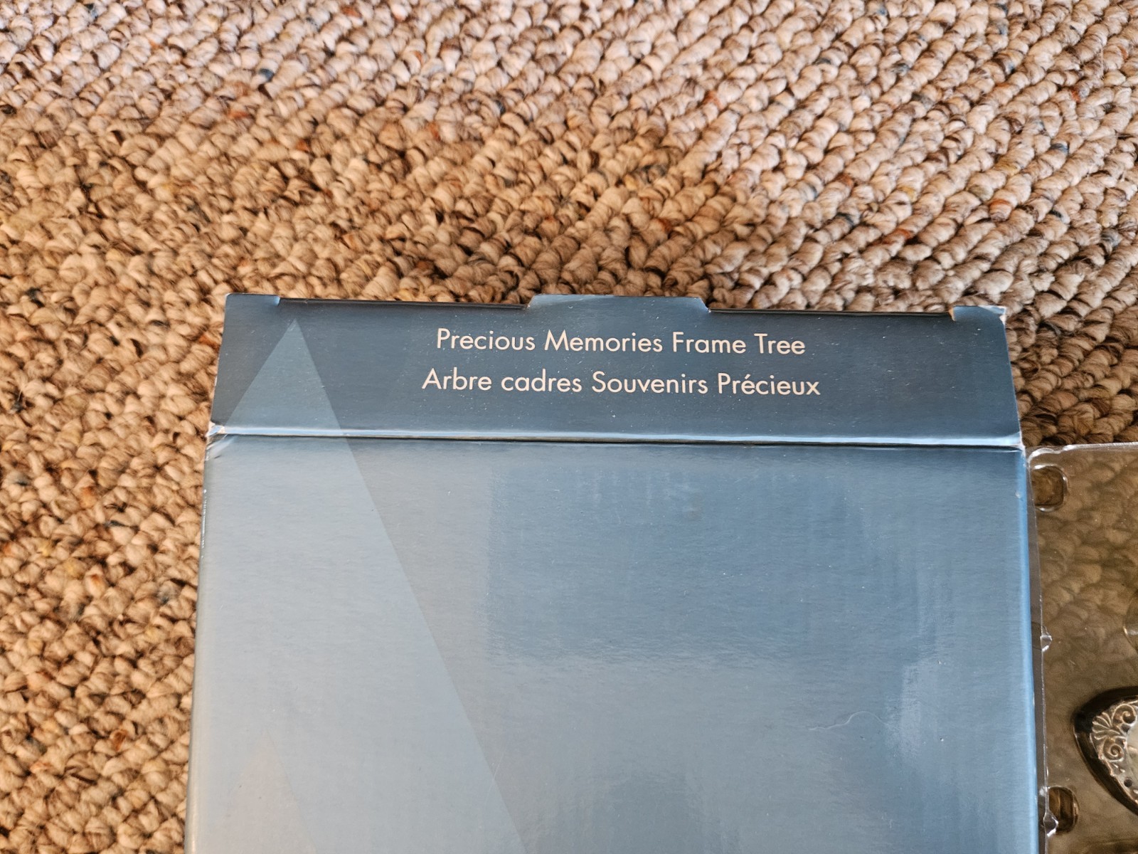 Avon 2005 Precious Memories Frame Tree gallery