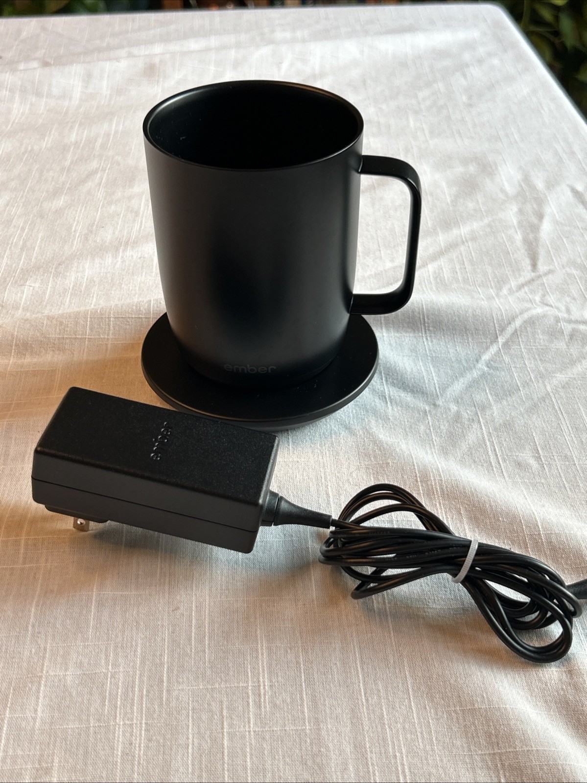 Ember 14oz Smart Mug 2 Temperature App Controlled Heated Coffee Black ~Works~ gallery