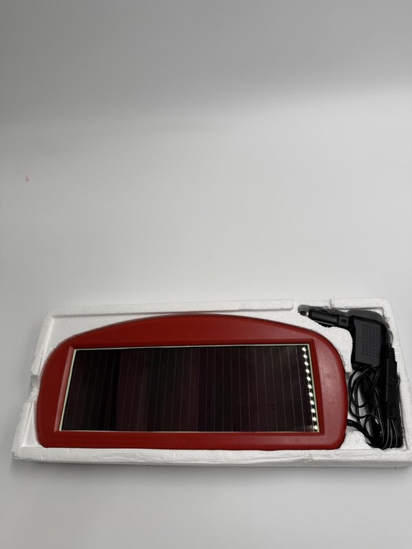 Amorphous Solar Panel 12 Volt Auto Light Adapter 1.5 Watts gallery