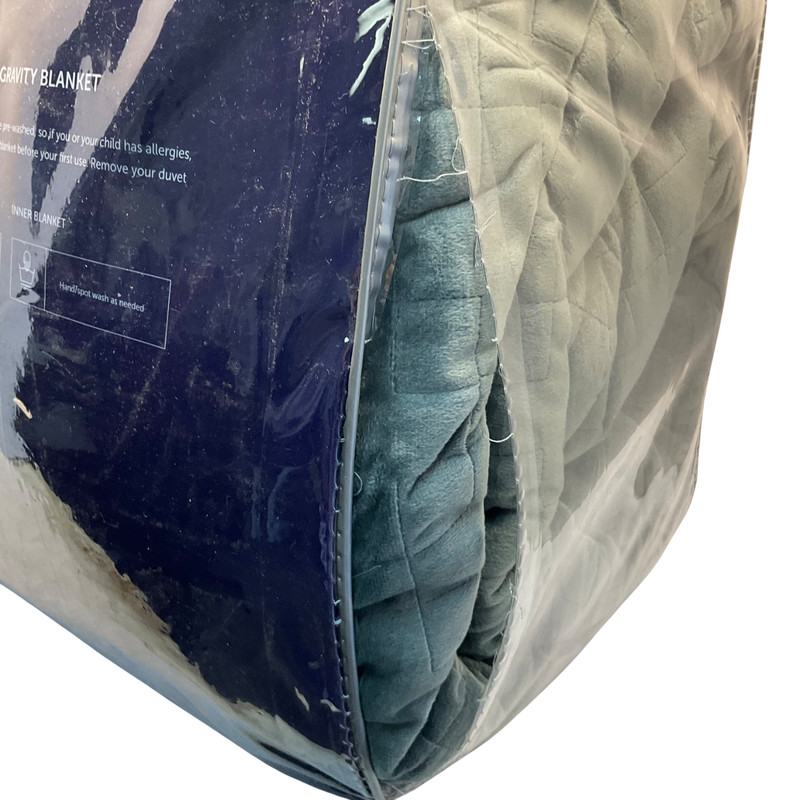 Gravity Micro-Fleece Weighted Blanket (Queen/King - 90" x 90” - 35lbs) in Grey gallery