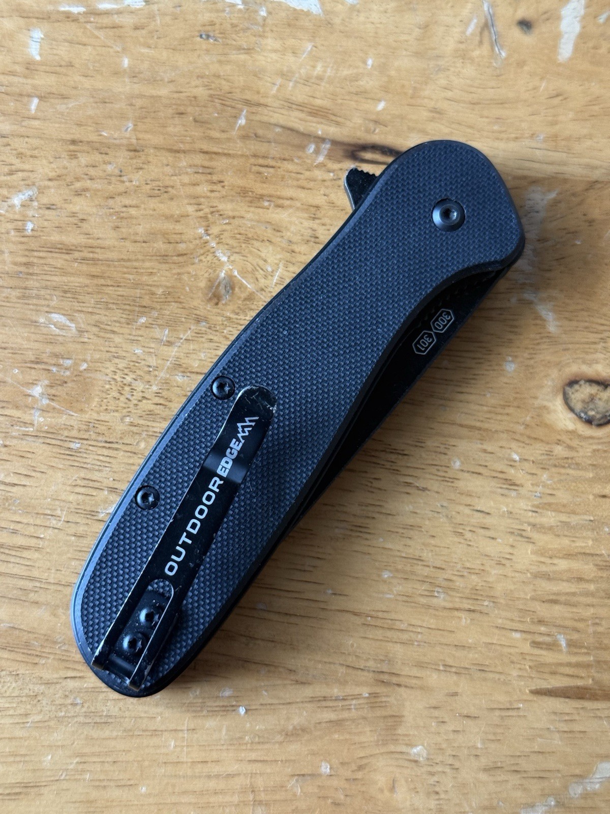 Outdoor Edge VX230B Razor VX2 EDC 3" Folding Knife Black Texture G10 Handle Used gallery
