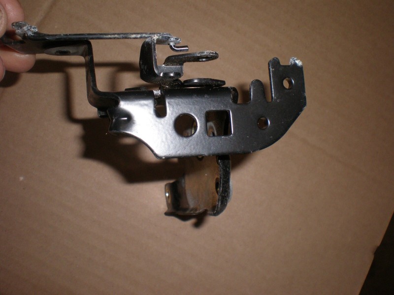 OEM BRIGGS & STRATTON QUANTUM CONTROL BRACKET 690839 power washers, chippers gallery
