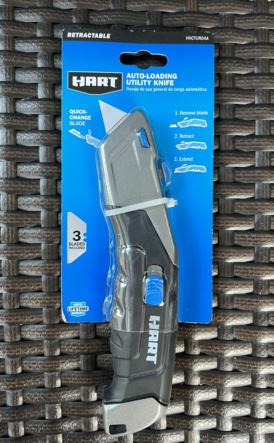 HART Auto Locking Utility Knife gallery