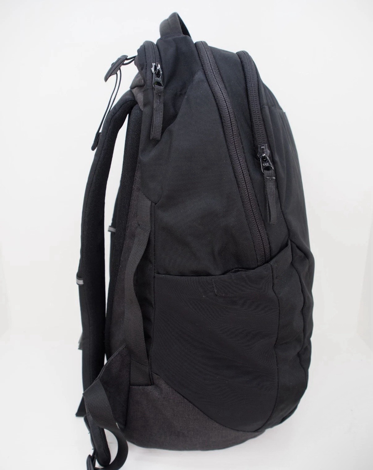 Lululemon 28L Triple Zip Backpack 3