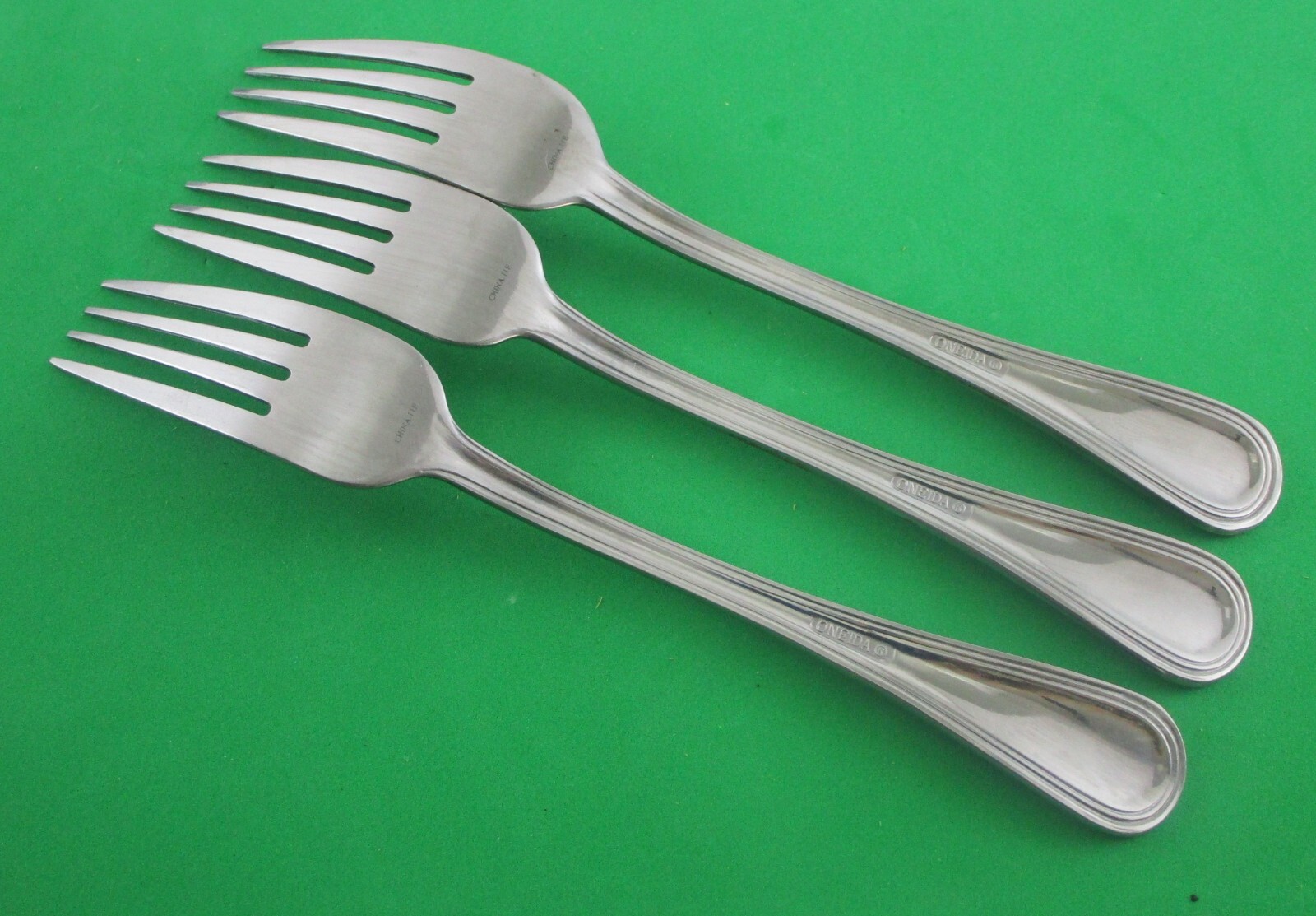 3 DINNER FORKS Oneida TRESS HOLLIS Stainless Glossy Flatware EXCELLENT gallery