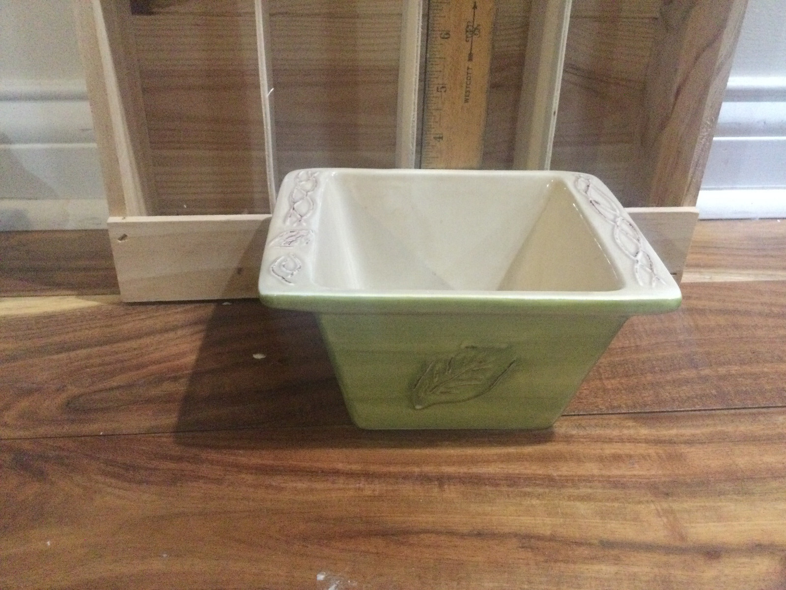 Tastefully Simple Host Colection Green Leaf Square Dip baking casserole 6.5X6X3 gallery