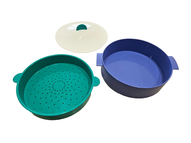 TUPPERWARE 9 in 7 in Round Lid Insert VEGETABLE MICRO STEAMER Blue Green USA gallery