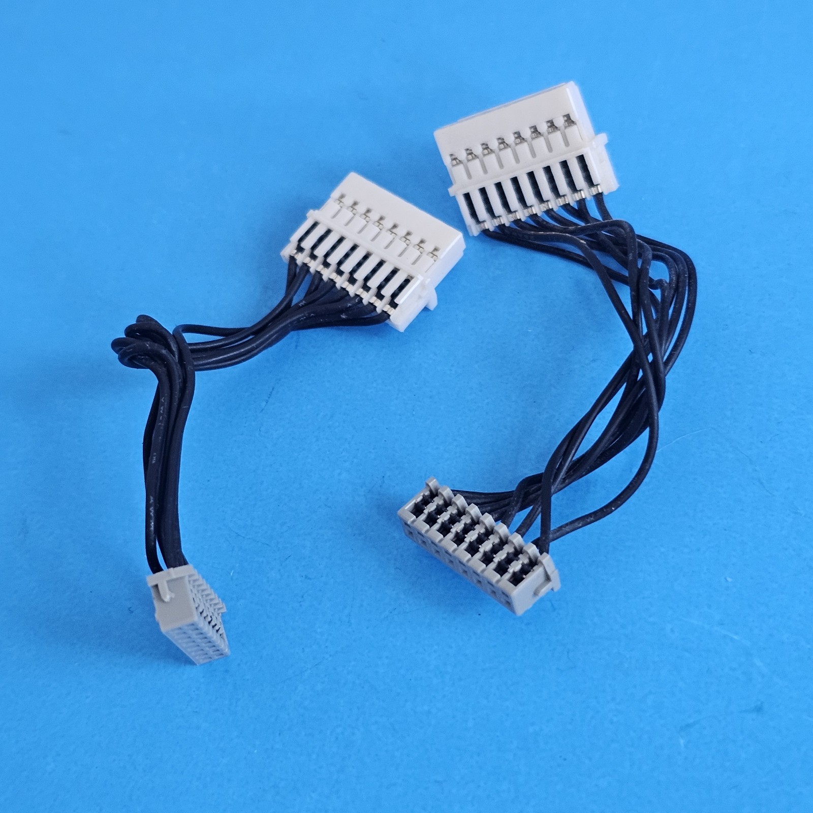 Samsung POWERbot R7040 Wheel Harness Cable Set REPLACEMENT PART OEM SR1AM7040WG gallery