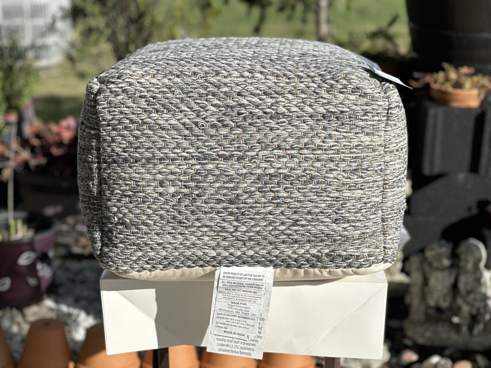 ⚡️NWT Threshold Pouf Ottoman Square Woven Gray Polyester SZ 18"H x 18"L x 12"W gallery
