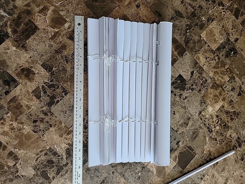 17 In Wide 72 In. Long. Pull Down Blinds. Premium 1" Blinds -missing Brackets gallery