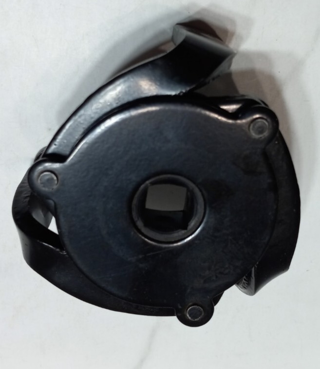 Generic Unbranded JAW OIL FILTER WRENCH 3 Points of Contact gallery