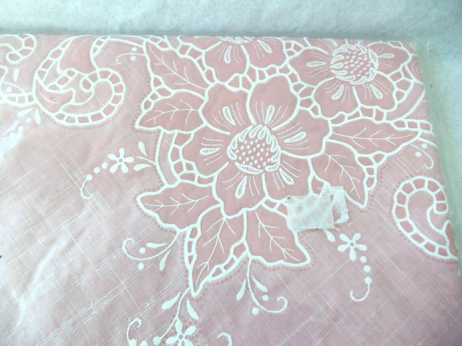 Vtg Round Tablecloth Vinyl Lace 70 Inches Round! NEW! DUSTY ROSE PINK! gallery