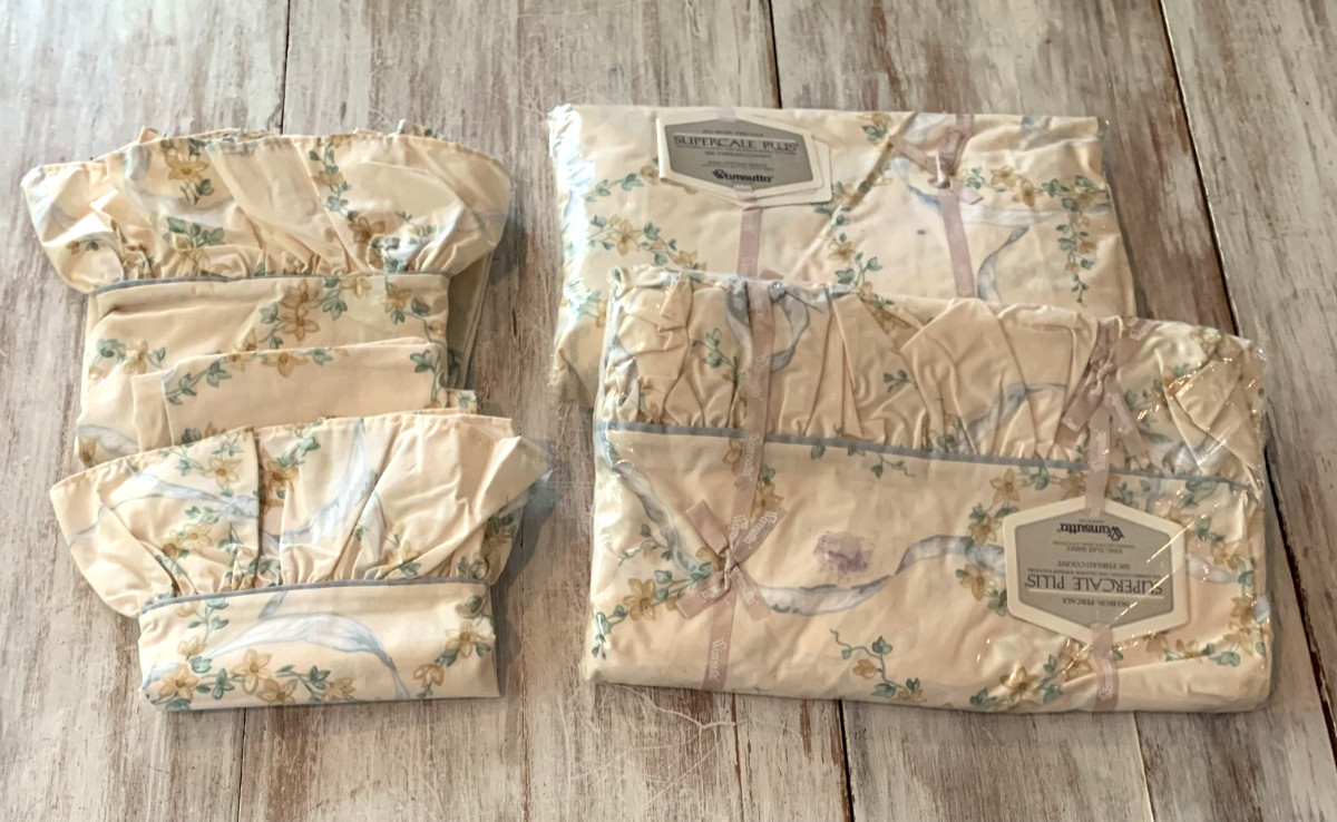 RARE Wamsutta Supercale Plus 4pc AMELIA Floral Blue Bows King Sheet Set READ gallery