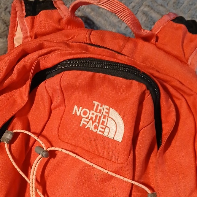 The North Face Jester Orange Hiking Backpack Zip Adjustable Padded Polyester 4