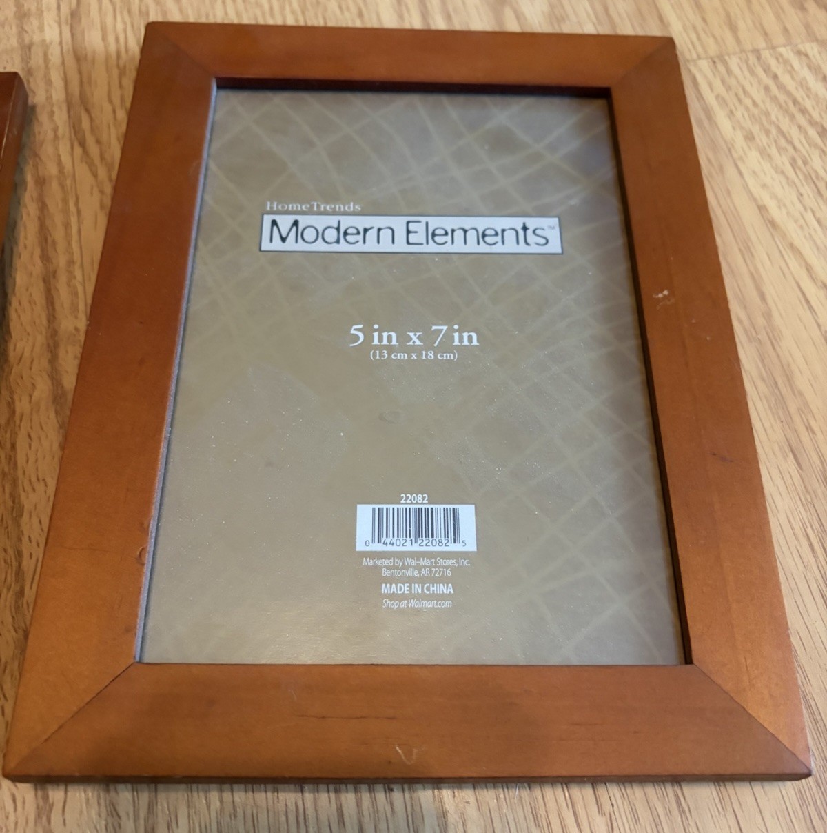 Modern Elements Wooden Photo Frame Lot Of 4 - 4x6 5x7 2x3 Tabletop Easel Back gallery