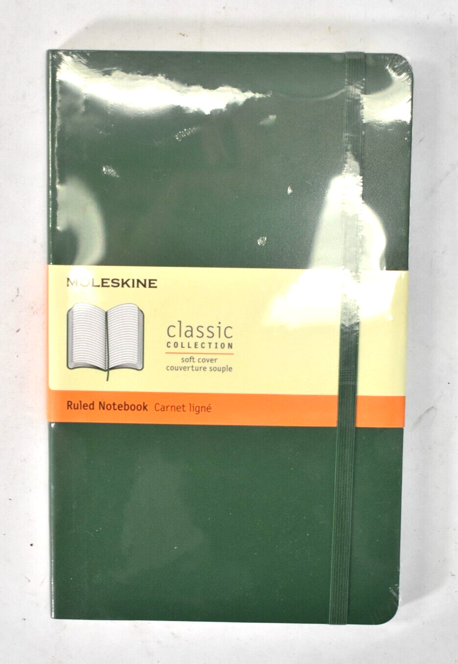 Moleskine Classic Collection Ruled Notebook 192 Lined Pages 13cm x 21cm Green gallery