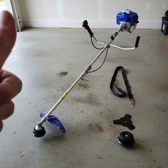 Versatile 52cc Weed Wacker: Lightweight Gas Powered Lawn Tool – Easy to Start