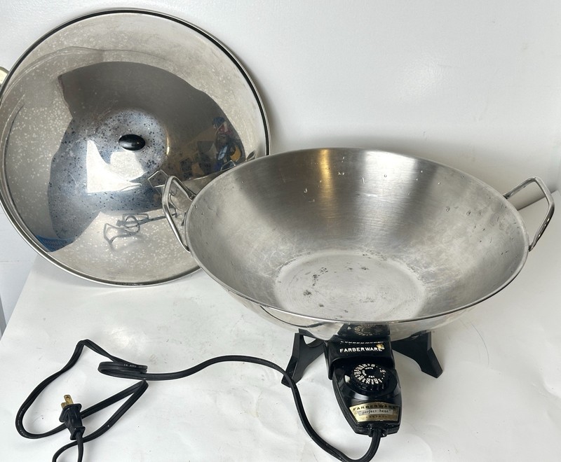 Vintage FARBERWARE Electric Wok Model 303 Stainless Steel 14" Tested & Works gallery