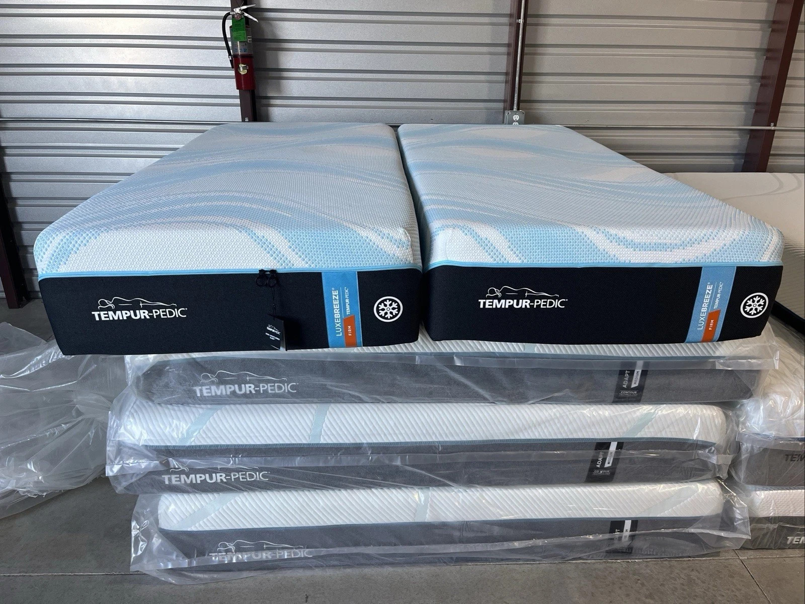 TEMPURPEDIC LUXEBREEZE 2.0 SOFT – SPLIT KING MATTRESS (2 PIECES) – BRAND NEW gallery