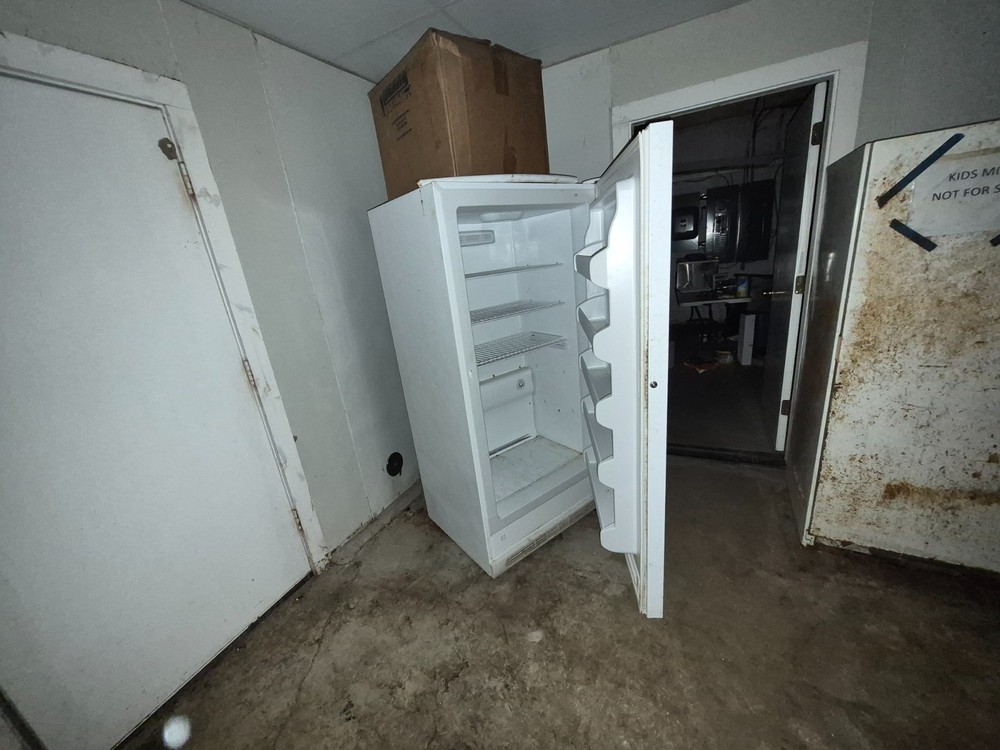 upright freezer 7 cu ft