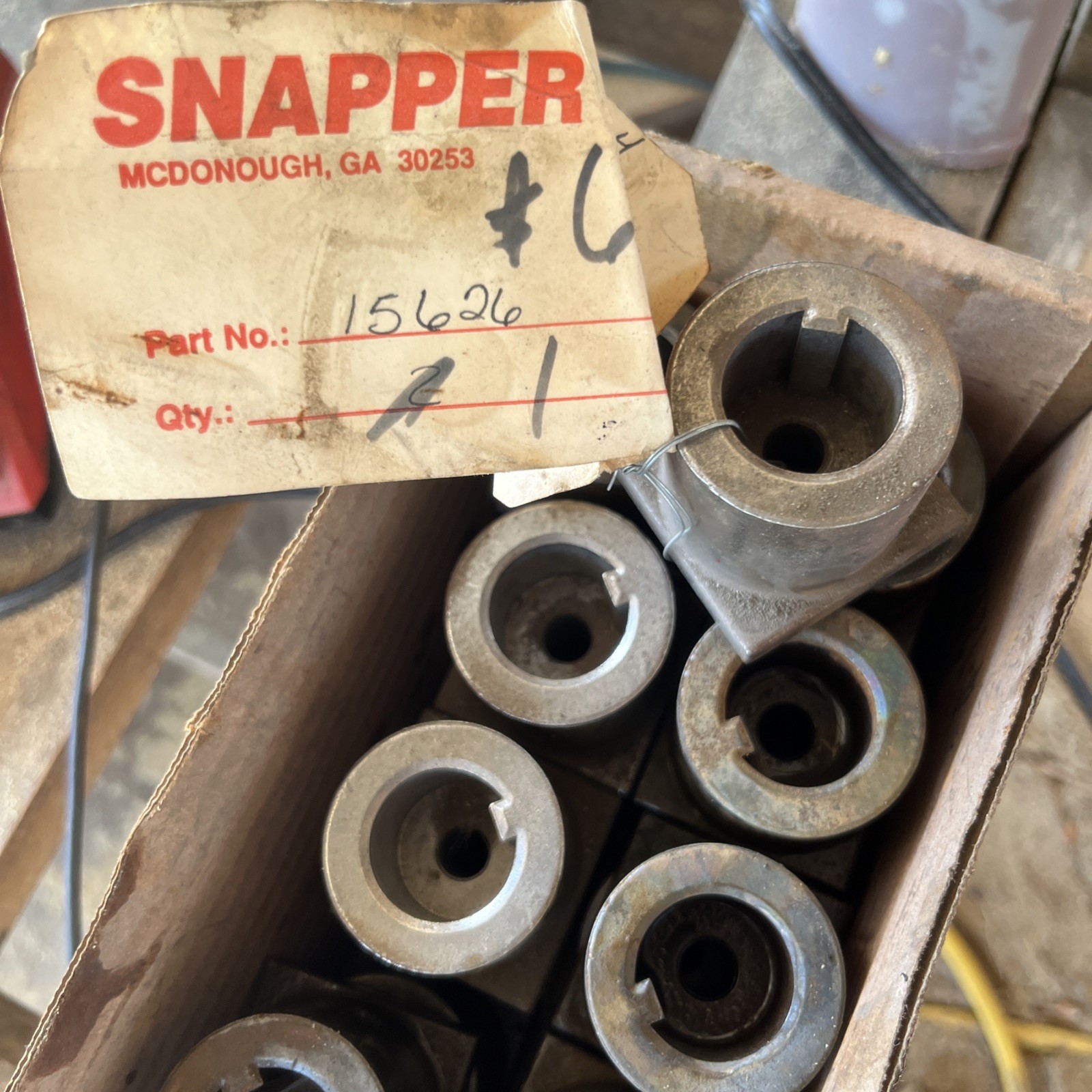 2pk Snapper/Briggs Hub Blade Drive adapter Replaces 15626 / 7015626YP gallery