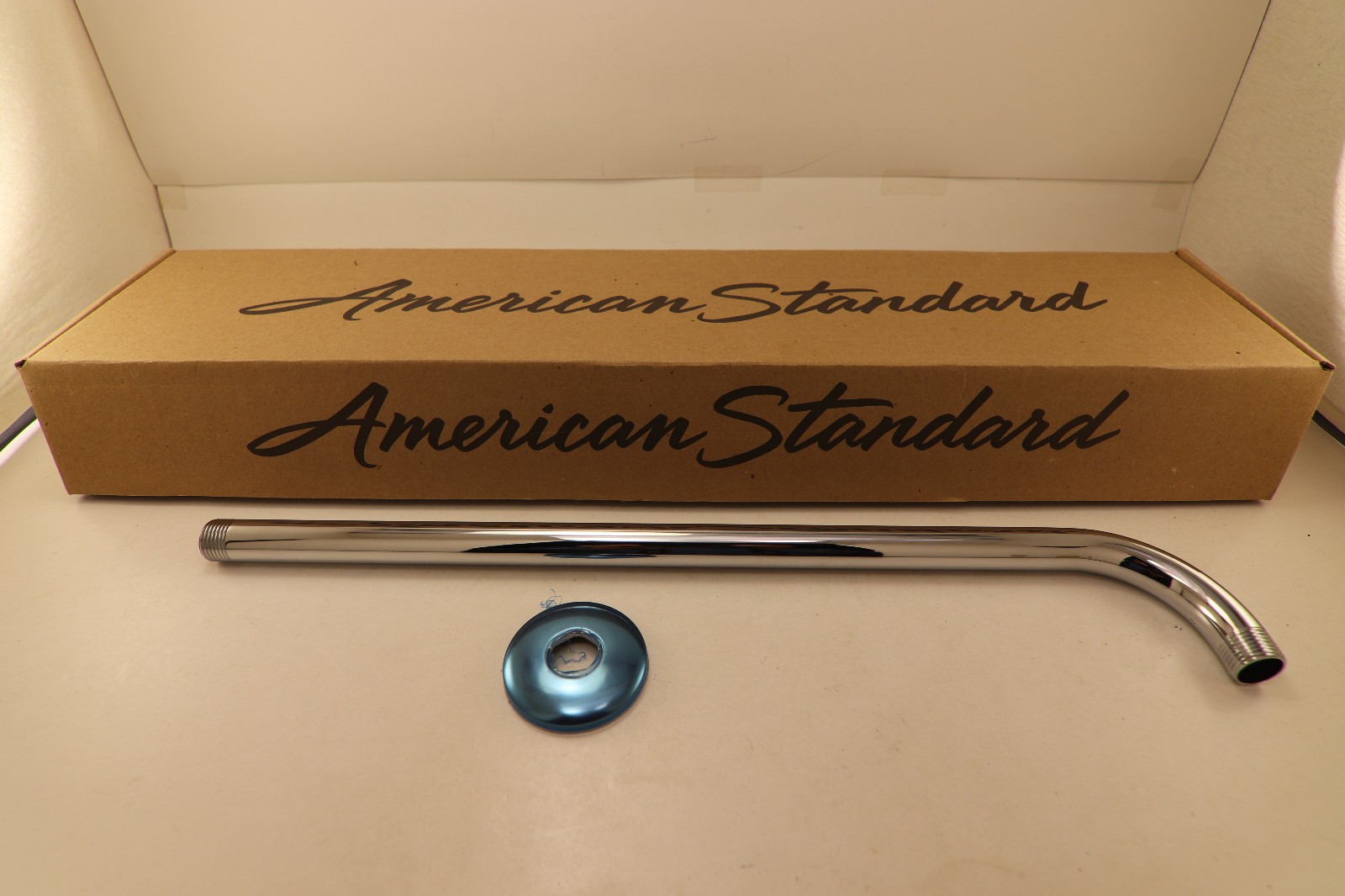 American Standard 1660118.002, 18" Round Right Shower Arm w/ Flange, Chrome gallery