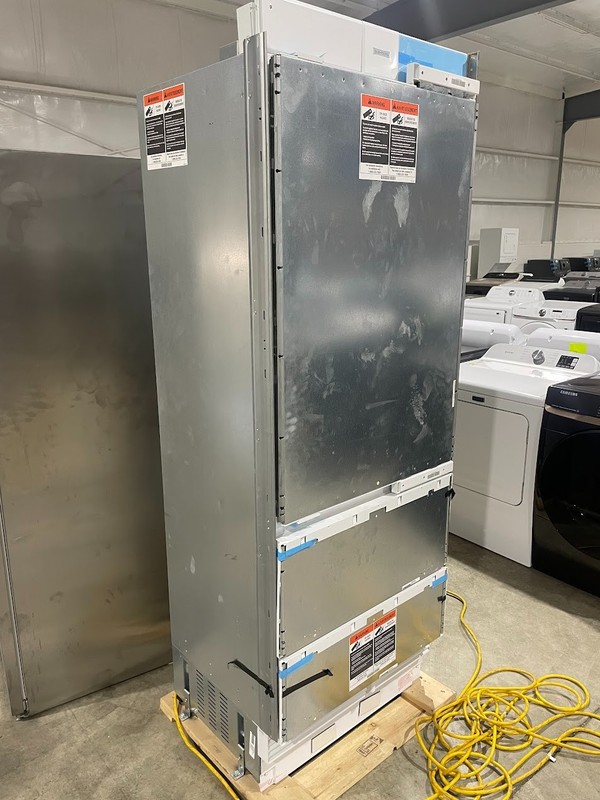 Sub-Zero DET3050FI 30" 15 cu. ft. Built-in Panel Ready Freezer Column gallery