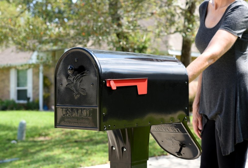 Gibraltar Mailboxes OM160BEC Outback Double Door, Large Capacity Mailbox, Black gallery
