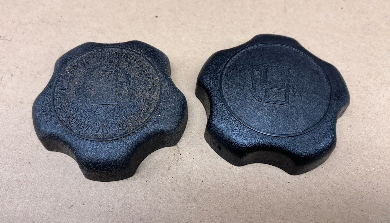 Briggs & Stratton 20A414-0114-E1 set of 2 Fuel Cap 795027 gallery