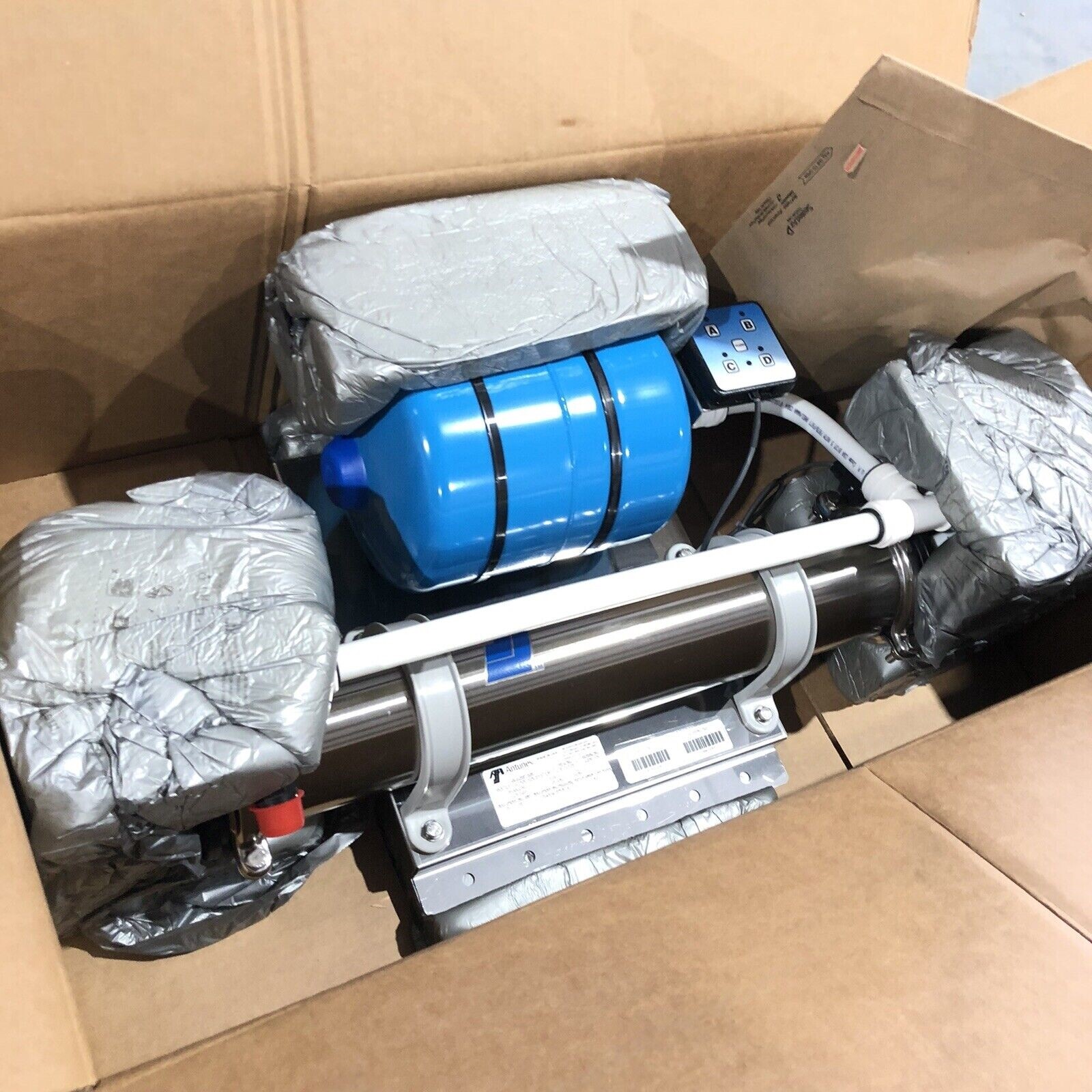 New Antunes VZN-520H Water Filtering System 8 Gal. (30 Liters) Per Minute 10W gallery