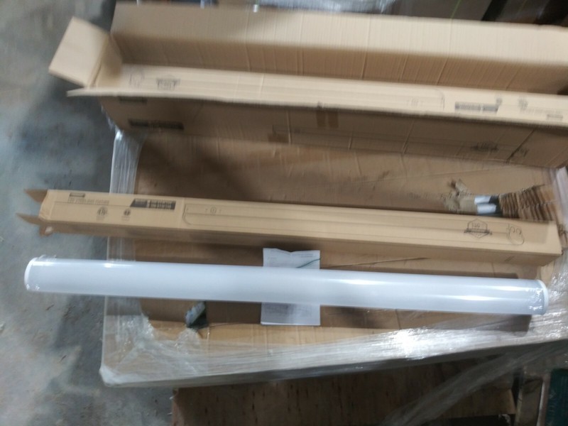 Intertek LED Strip Light Fixture 40 Watts 3000k DM-ST4FT40 Pack of 4. gallery