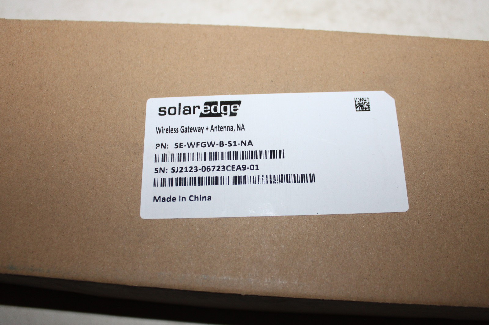 SolarEdge SE-WFGW-B-S1-NA Wireless Gateway & Antenna Kit - NEW IN BOX gallery