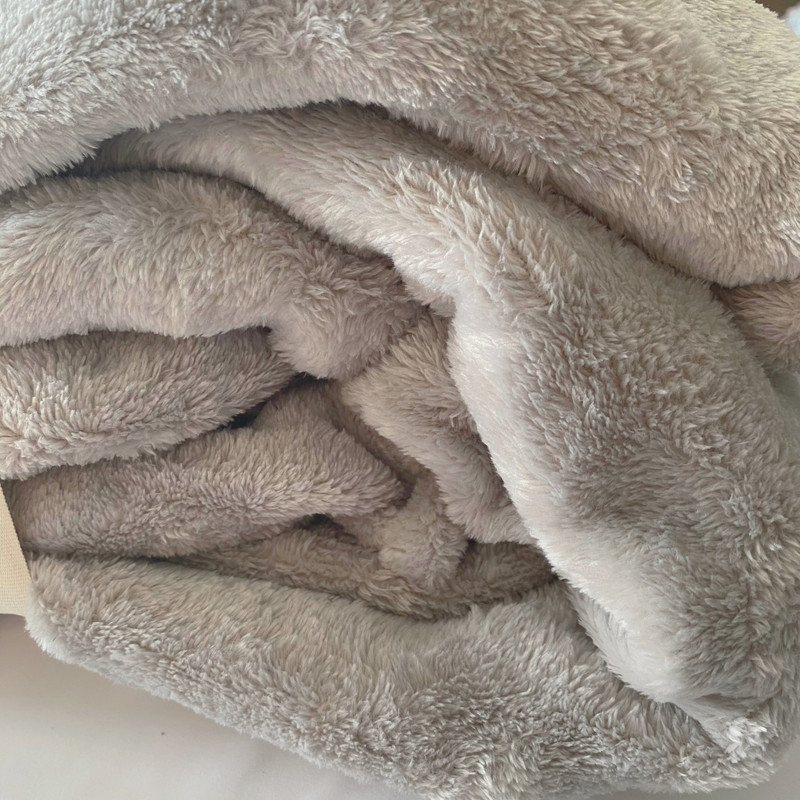 Threshold Large Microplush Blanket GRAY Full/Queen 90 in X 92 in Soft & Cozy NEW gallery