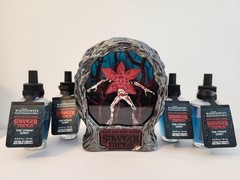 The Upside Down Stranger Things Wallflowers Nightlight Plug Demogorgon 4 Refills