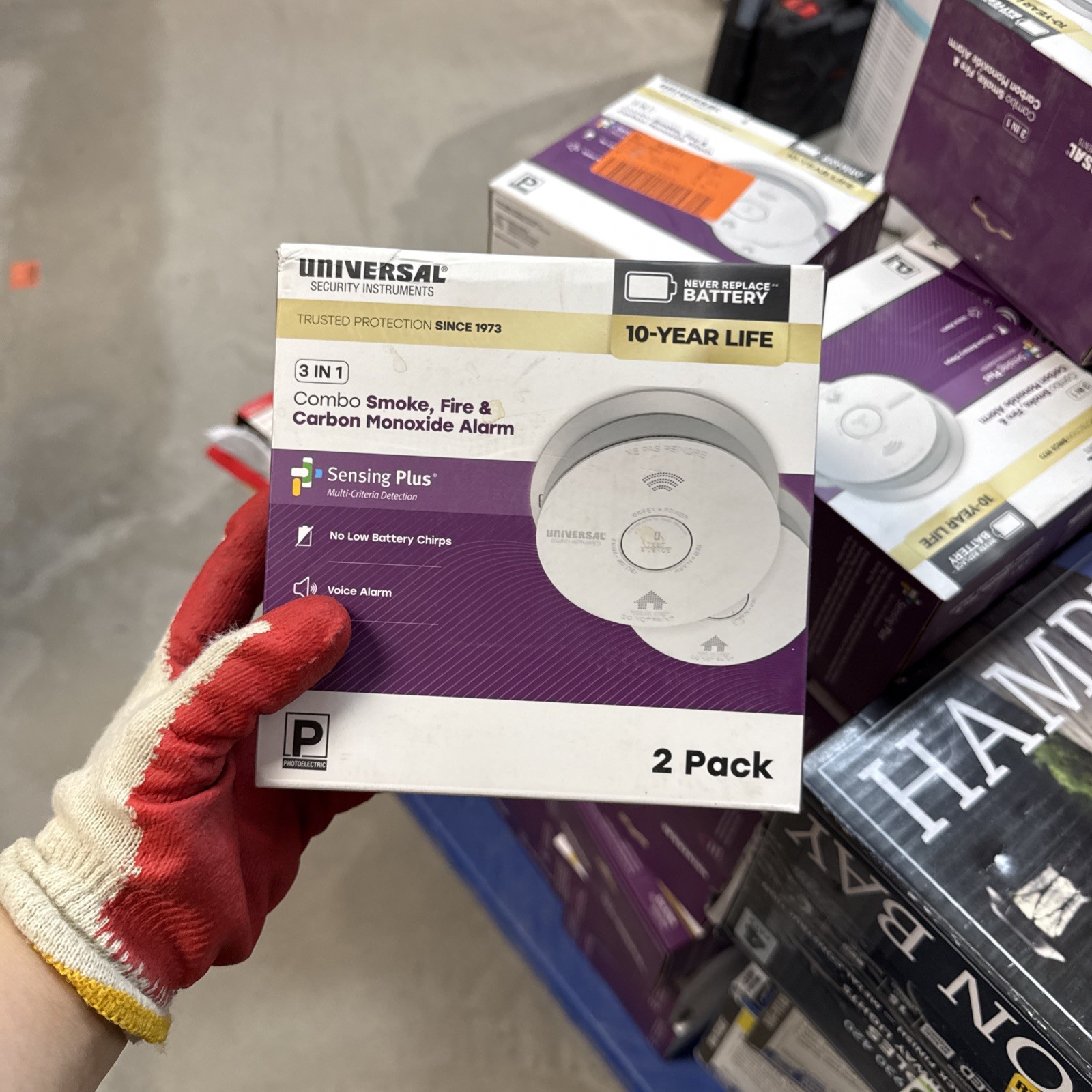 USI 2-Pack 10-Year Battery Combination Smoke and Carbon Monoxide Detector. New gallery