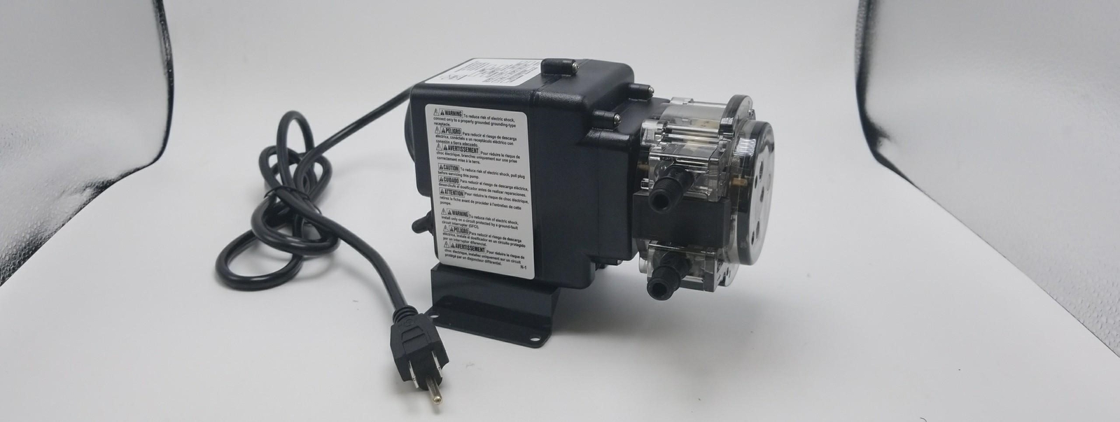 Stenner Pump 45MPHP10 - 10 gpd - Fixed Rate - 100psi (Motor and Head Only) gallery