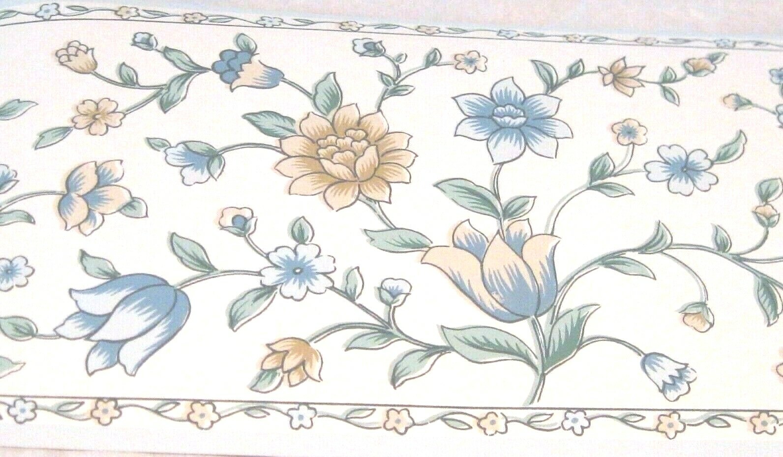 Wallpaper Border Light Blue Beige Tulips Flower Toss Vine Floral White 7101 NIP gallery