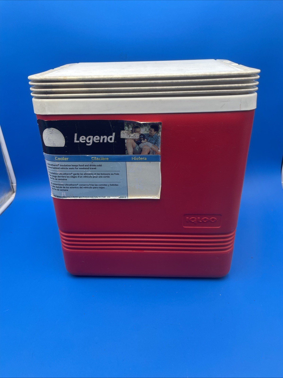 Igloo 43360 Stackable Red 24 Can Legend Cooler 17 qt. gallery