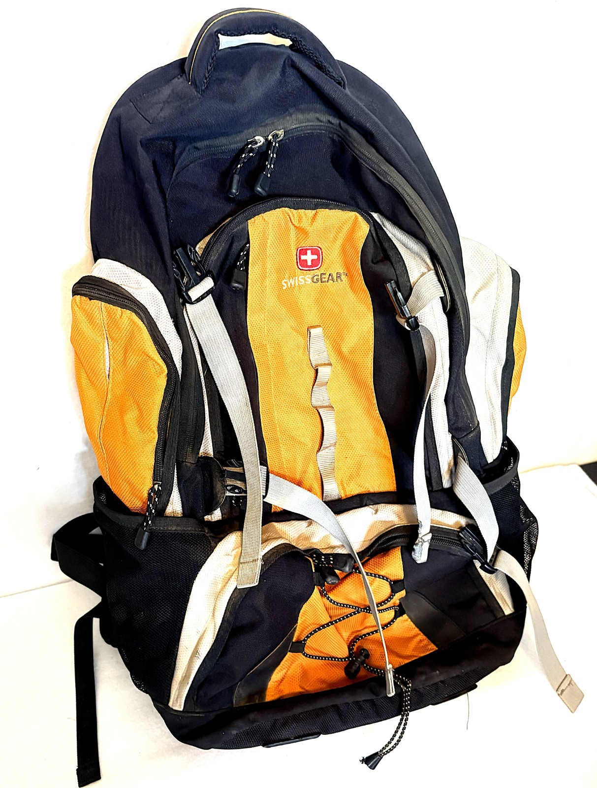 SWISSGEAR brand back pack   orange black