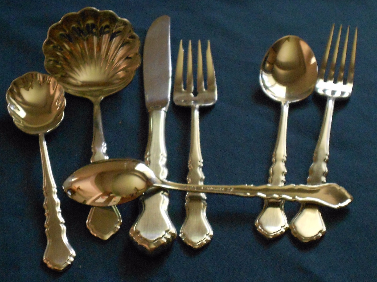 International Lyon AMERICANA Stainless Open Stock - You Choose the Piece (s) gallery