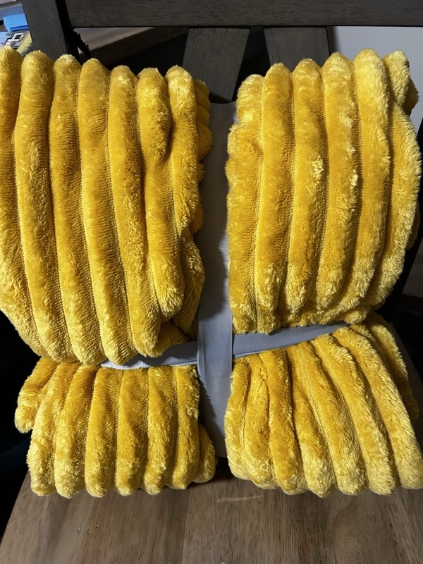 AKMI Textile King Size Plush Ribbed Soft Blanket Yellow gallery