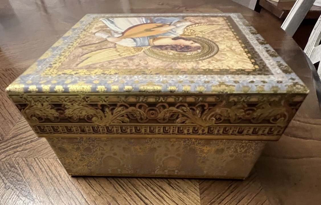 Vtg Punch Studio Renaissance Angel Playing Lute Keepsake Storage Gift Box 12x10 gallery