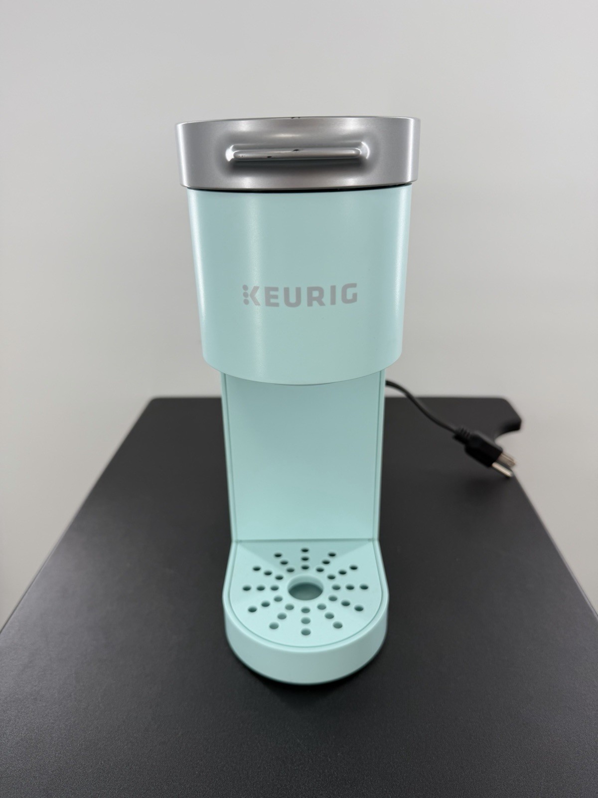Keurig K-Mini Light Blue Pod Coffee Machine K-Cup with Removable Drip Tray gallery