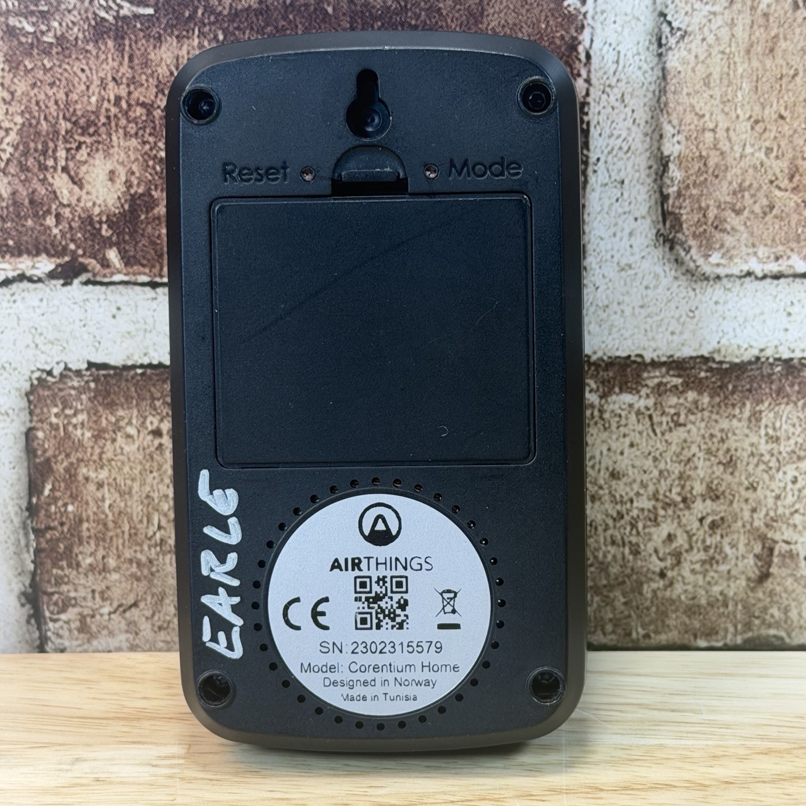 Airthings Corentium Digital Home Radon Detector Easy to Use Battery Operated 223 gallery